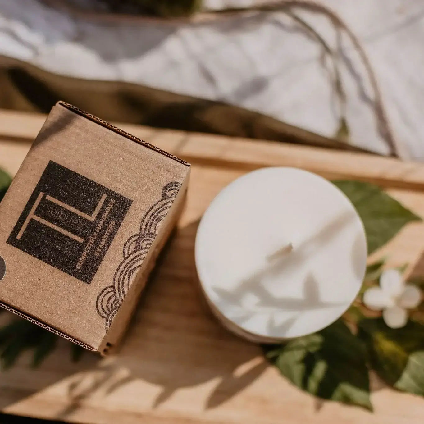 Lavendel-Duftkerze ohne Glas – Achtsamkeit & Selfcare mit jeder Flamme - by SteinKunstWerk | DS aus nachhaltiger Herstellung