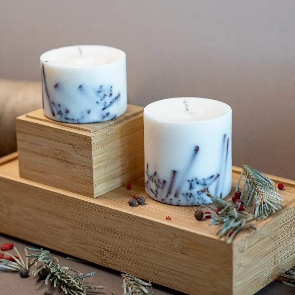 Duftkerze "Zimt & Nelke"– handgegossen, vegan & mit Nelken verziert - by SteinKunstWerk | Duftkerze aus nachhaltiger Herstellung