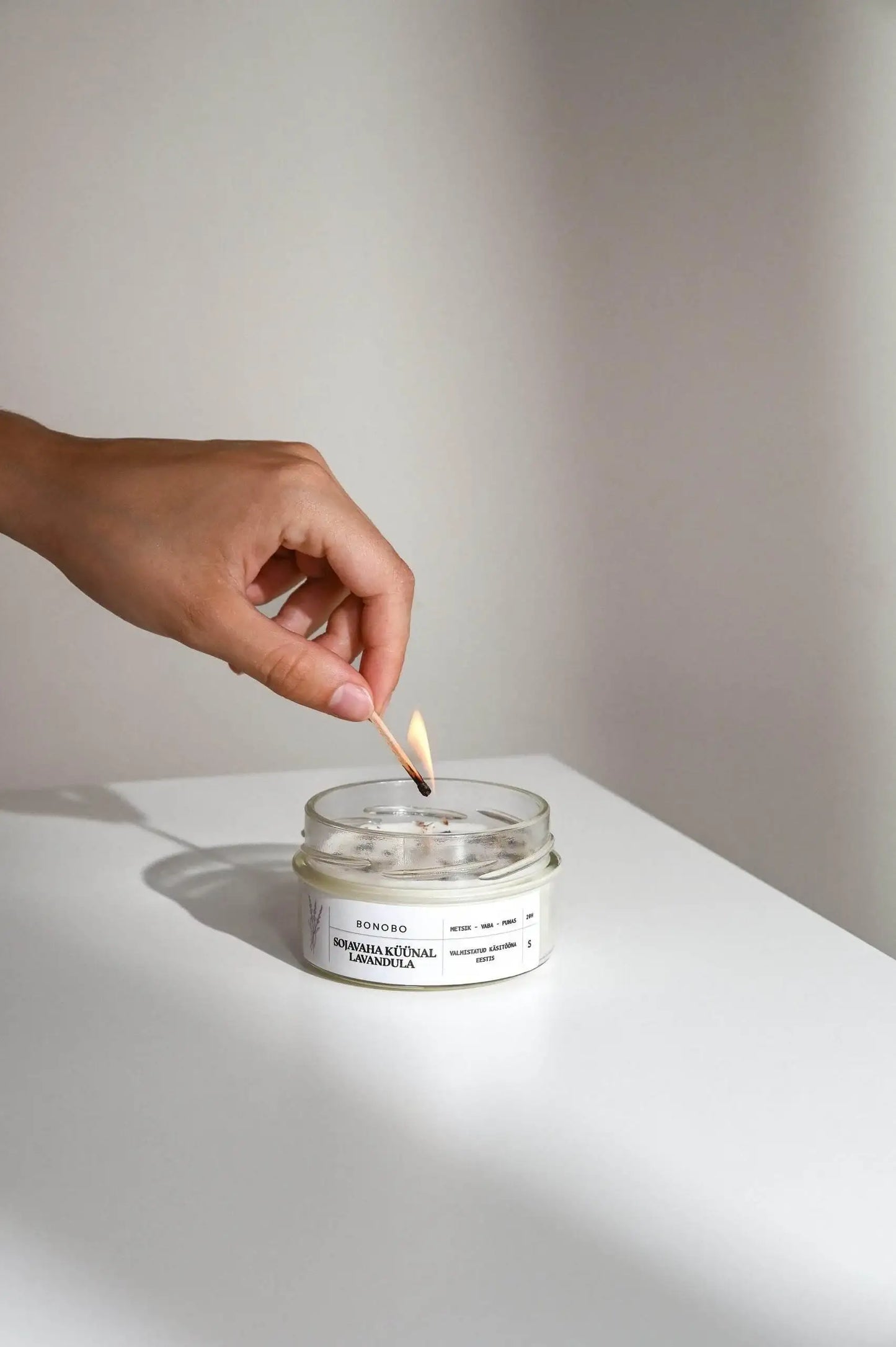 Calma Lavanda – Kleine Auszeit in Lavendel (ca. 20h Brenndauer) - by SteinKunstWerk | DS aus nachhaltiger Herstellung