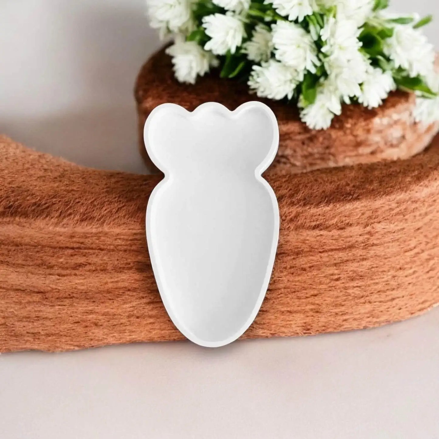 Hasen- und Möhren-Schale, einzeln oder als Set - by SteinKunstWerk | HE aus nachhaltiger Herstellung