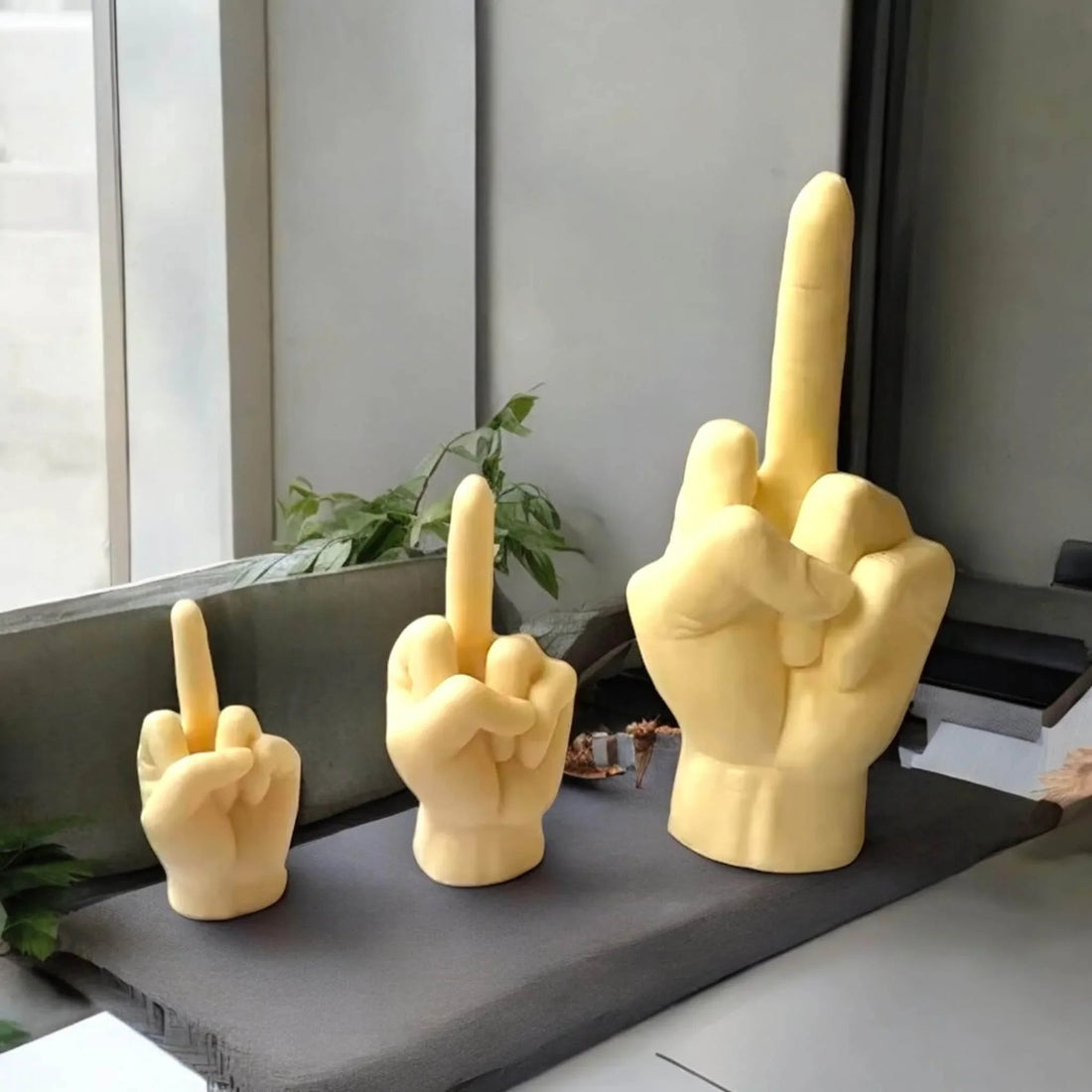 Anti-Valentinstag: Zeig Deinen Humor mit unserer Mittelfinger-Dekoration! ✨ - SteinKunstWerk