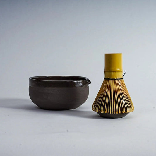 KUMO Coffee Rituals met keramische koppen in Japandi stijl