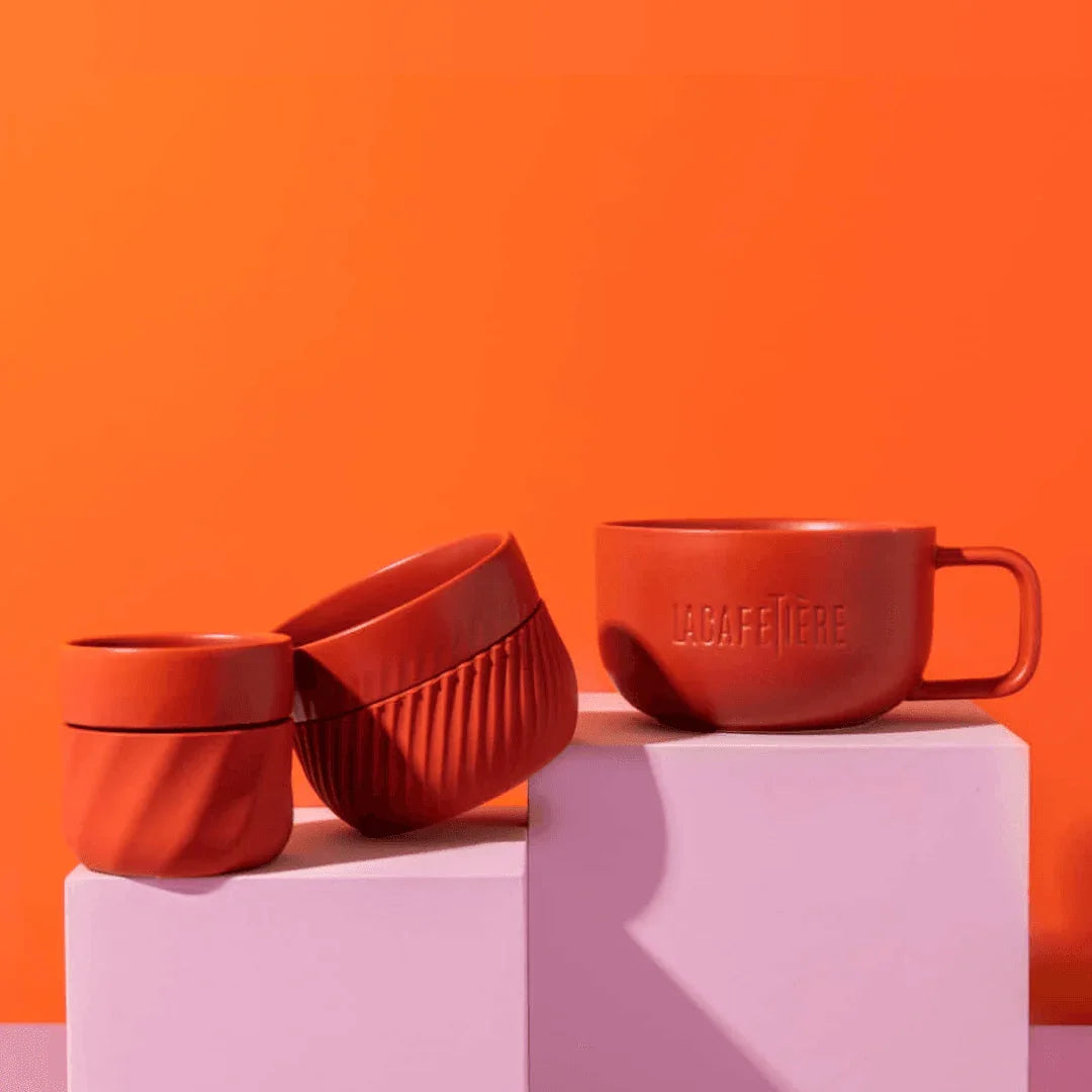 La Cafetière Rotes Becher-Set (3 Stück) – Perfekt für Kaffee-Liebhaber - inspirierende Geschichten & Rituale von SteinKunstWerk | Achtsamkeit & Design