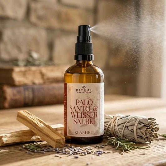Witte Salie en Palo Santo auraspray als titelbeeld voor rookvrije ritueelideeën