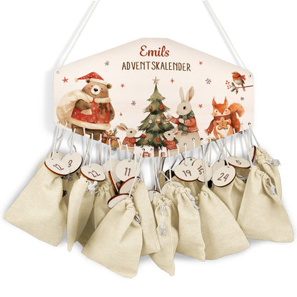 Personalisierter Holz-Adventskalender „Tiere im Weihnachtspullover“ – mit Name