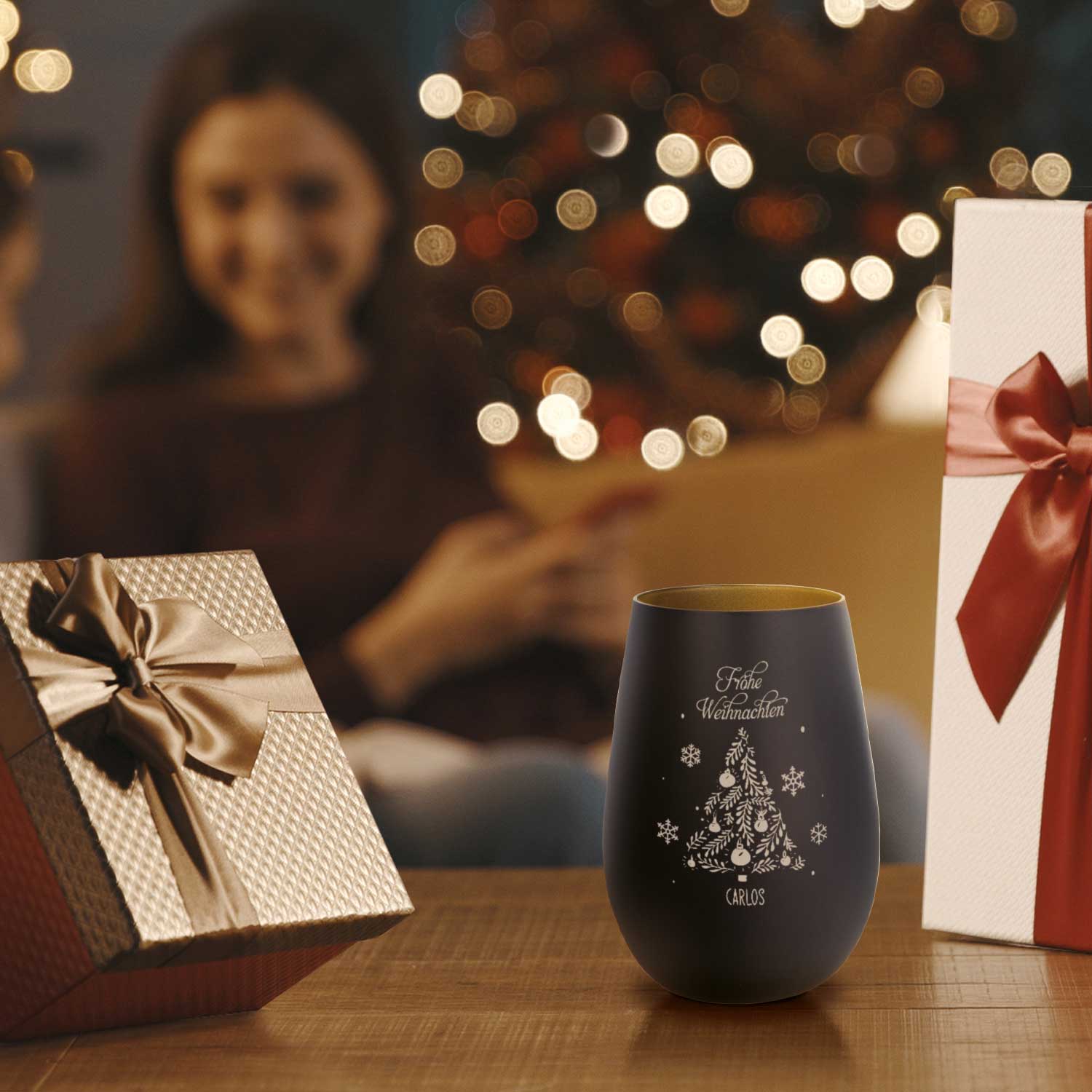 Personalisiertes Windlicht Frohe Weihnachten Schwarz-Gold in Weihnachtsdeko