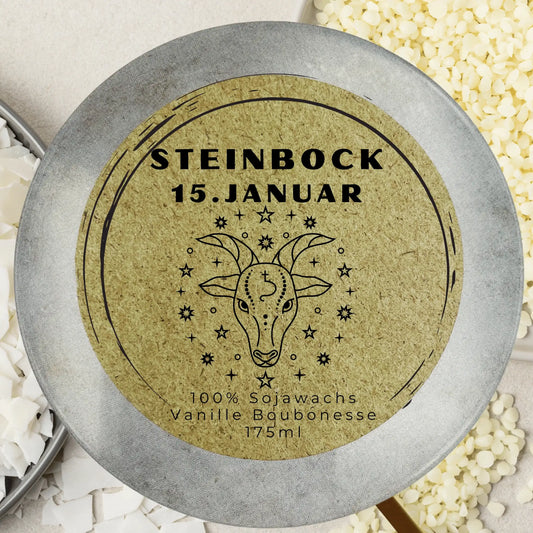 Personalisierte Steinbock Duftkerze fuer Geburtstag klare Ziele und Abendrituale