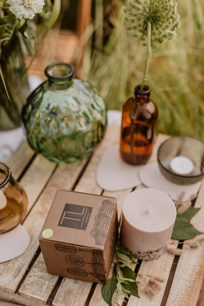 Hand-made Soy Wax Candle with Linden Flower & Honey Scent