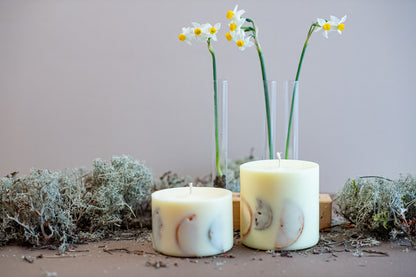 Hand-made Soy Wax Candle with Light Vanilla Scent