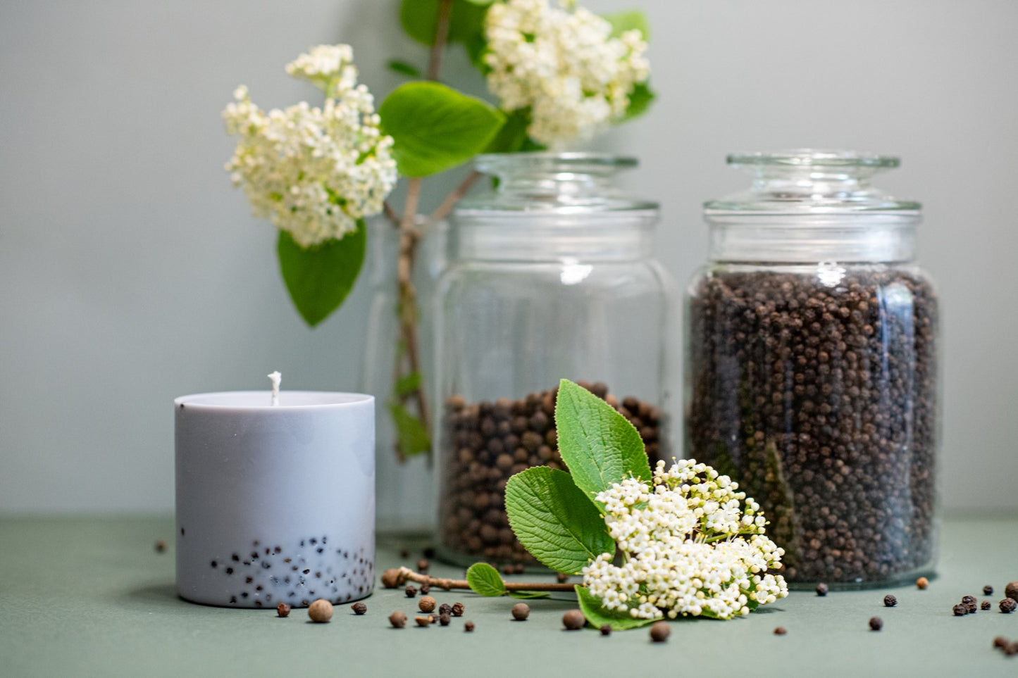 Hand-made Soy Wax Candle with Patchouli Scent