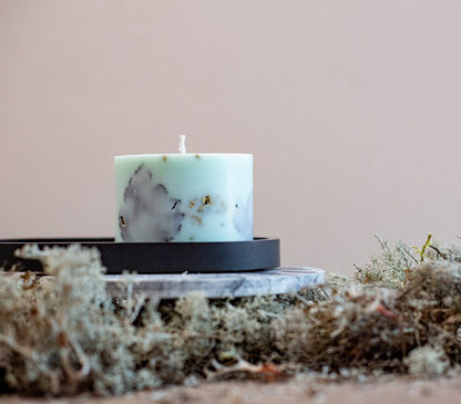 Hand-made Soy Wax Candle with Forest Scent - Mint Green