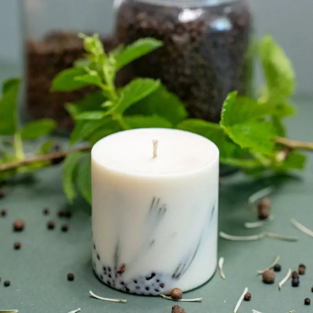 Duftkerze „Wacholder-Ritual“ – Waldklarheit & spirituelle Tiefe - by SteinKunstWerk | DS aus nachhaltiger Herstellung