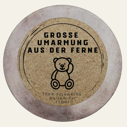 Handgemachte und personalisierte Duftkerze „Große Umarmung aus der Ferne, Dein Name“ – Das perfekte Geschenk für liebe Menschen