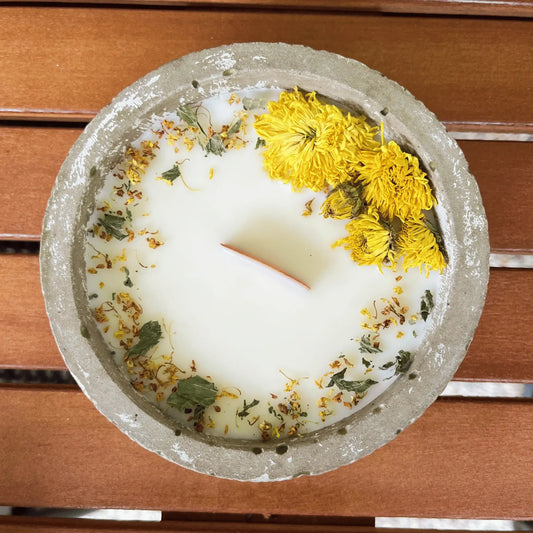 Citronella-Betonkerze „Mugge Schreck Herbstnacht“ – handgemachte Outdoor-Kerze mit Holzdocht, ca. 0,75 kg & bis zu 60h Brenndauer - by SteinKunstWerk | Outdoor aus nachhaltiger Herstellung