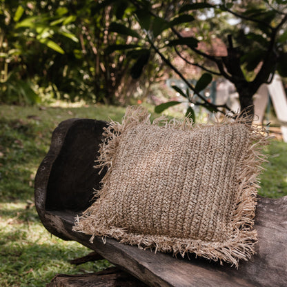 Dekokissen GANDI (natur) – Raffia