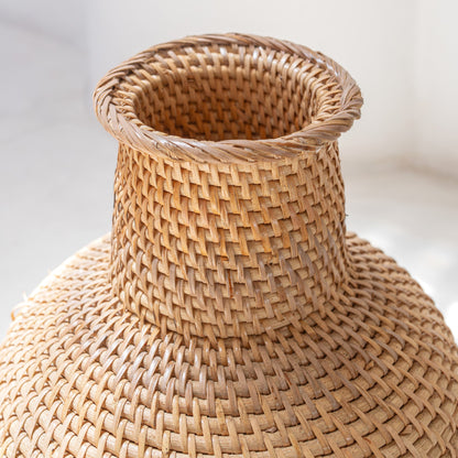 Dekovase KAMARI – Rattan
