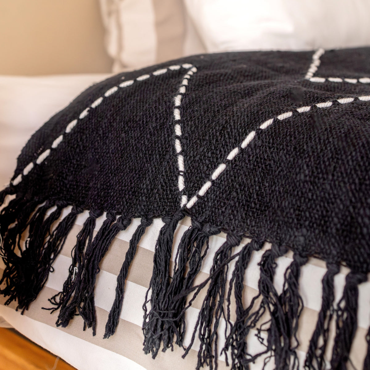 Wohndecke LINGGAH (schwarz) – Baumwolle