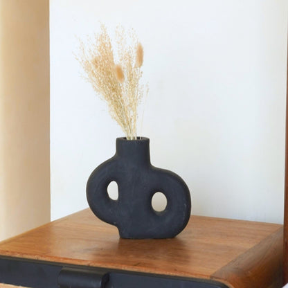 Soeji Dekovase LEMBAH – Ton, 18 × 6 × 17 cm