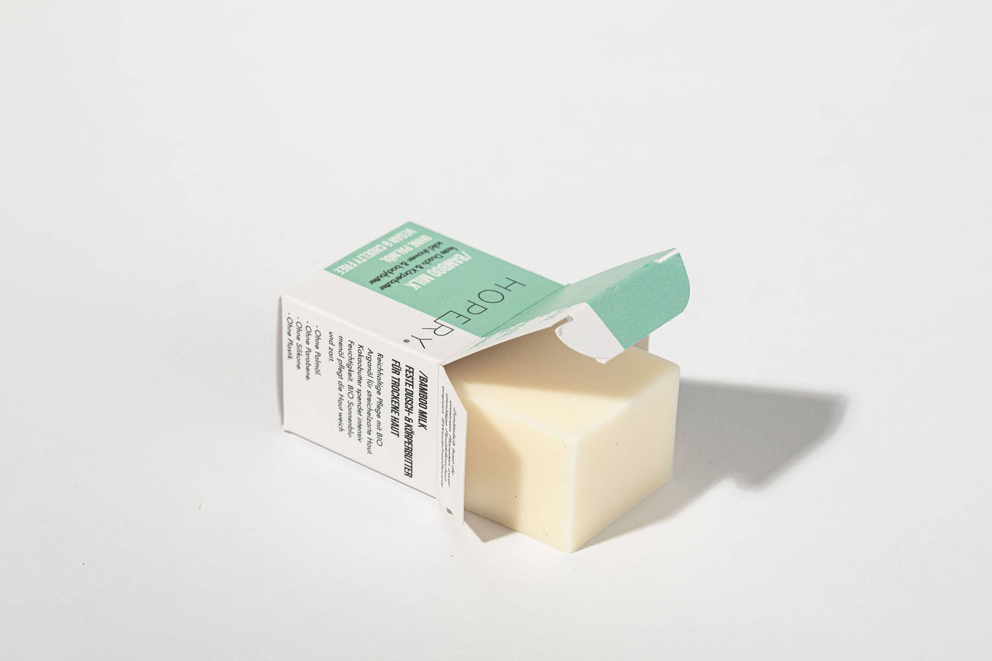 Feste Bamboo Milk Körperpflege mit Kakaobutter und Bio-Arganöl