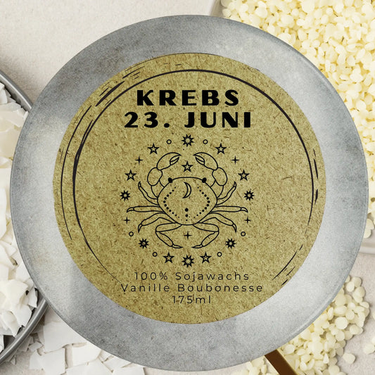Personalisierte Krebs Duftkerze fuer Geburtstag Selfcare und Herzensmomente