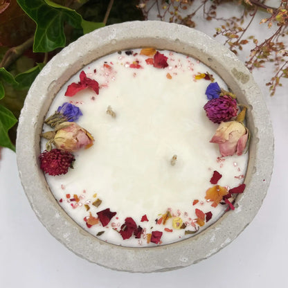 Handgemachte Betonkerze „Herbstglühen“ – Duft Walnuss Vanille für gemütliche Herbst- & Winterabende - by SteinKunstWerk | Outdoor aus nachhaltiger Herstellung