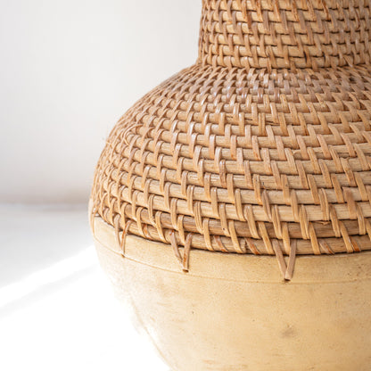 Dekovase KAMARI – Rattan