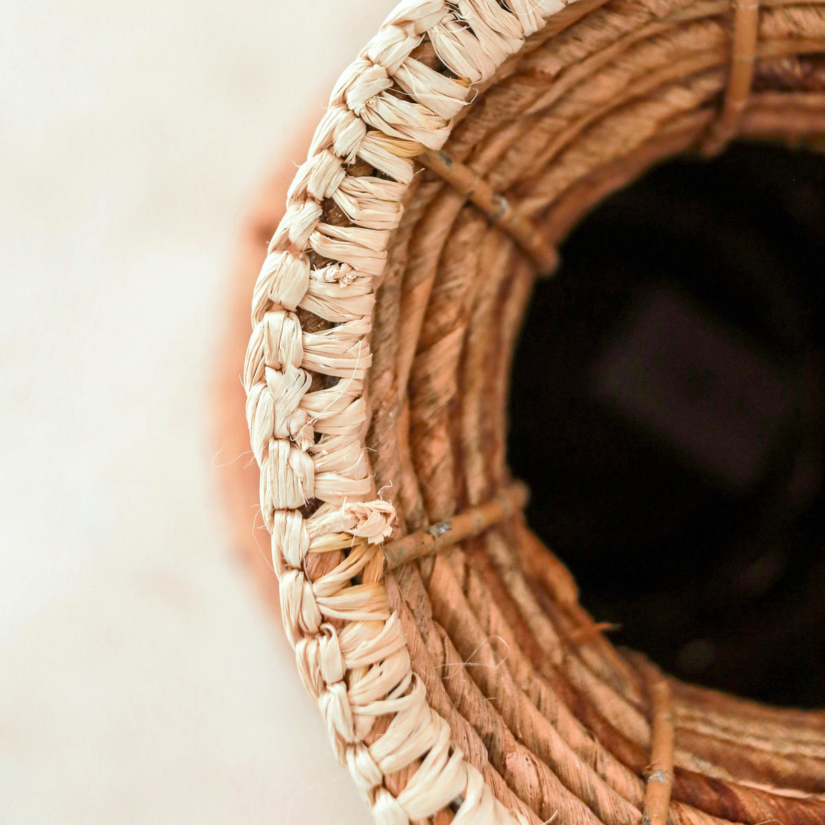 Dekovase TUMBAK – Raffia