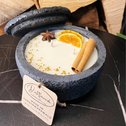 Betonkerzen-Set „Black Cinnamon“ (4er Set) – Duft von Walnuss & Vanille - by SteinKunstWerk | Outdoor aus nachhaltiger Herstellung