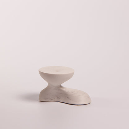 Gravity Räucherstäbchenhalter – skulpturales Design