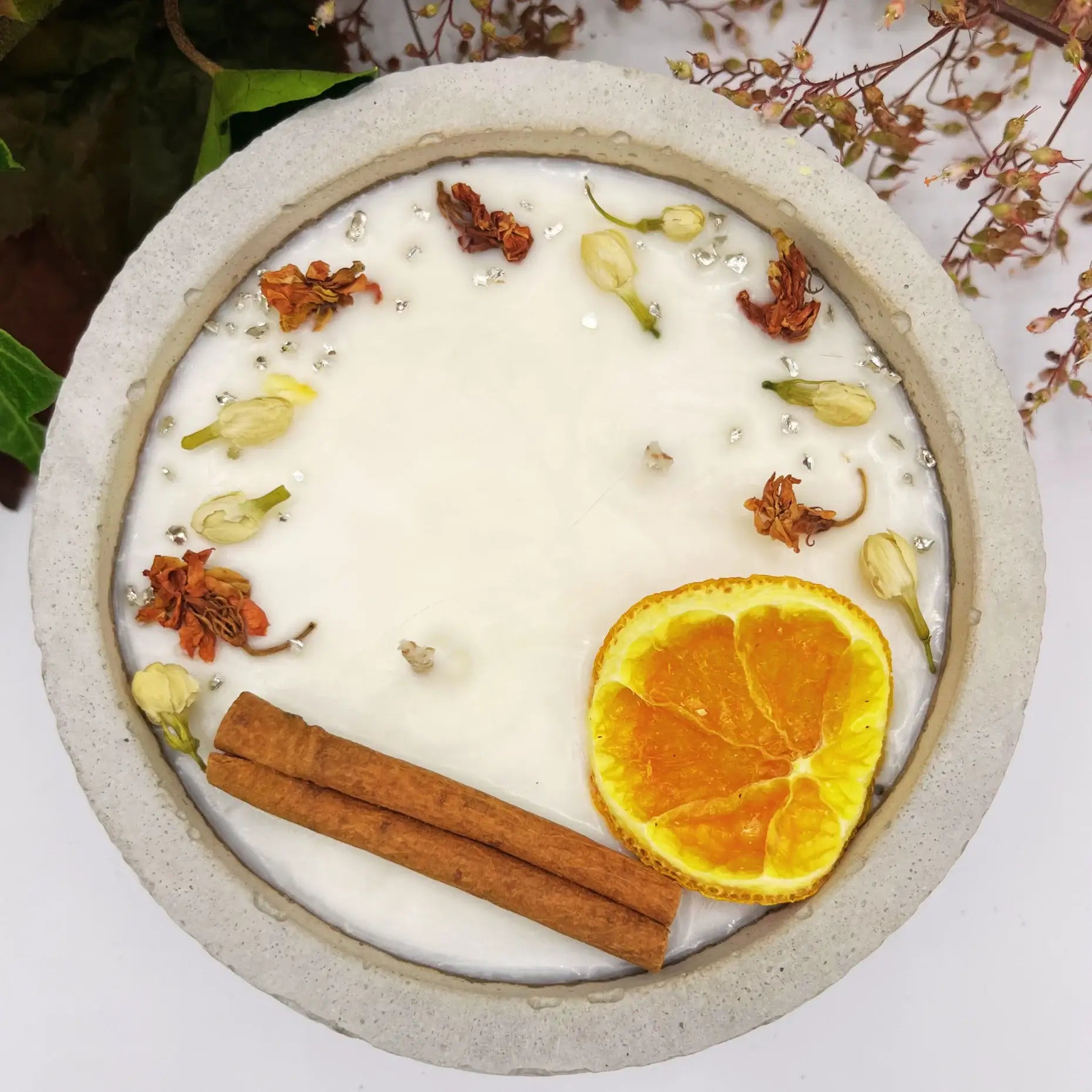 Betonkerze „Grey Orange“ – Handgemachte Eleganz mit warmem Duft - by SteinKunstWerk | Outdoor aus nachhaltiger Herstellung