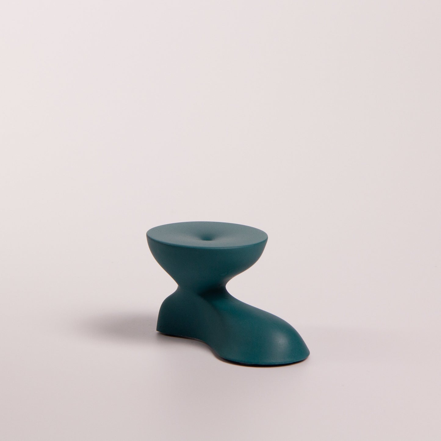 Gravity Räucherstäbchenhalter – skulpturales Design