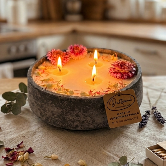 XL Scented Candle in Concrete Vessel "The Bloom" – 3 Wicks for Stylish Home Moments | Statement