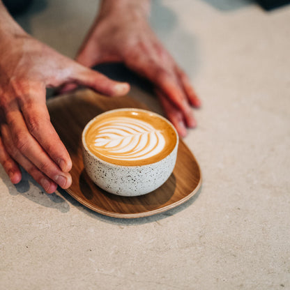 Cappuccino-Tassen-handgemacht-steinkunstwerk