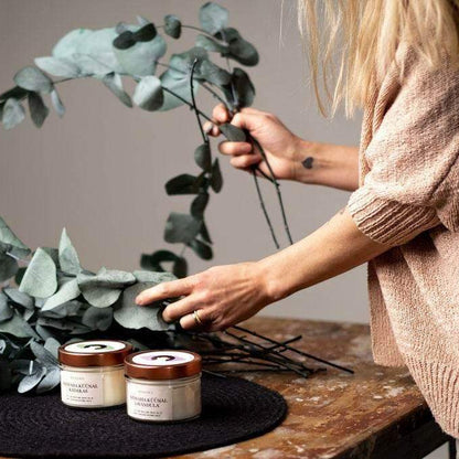 Wacholder Kerze – 80 Stunden Duft für Klarheit & Ruhe - by SteinKunstWerk | Duftkerze aus nachhaltiger Herstellung