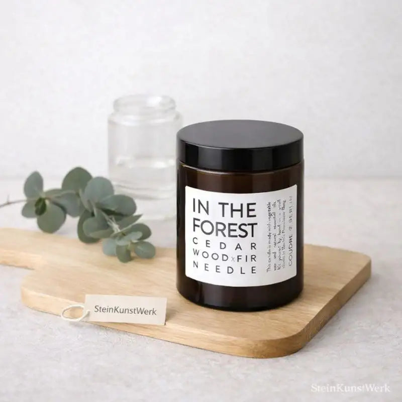 Coudre Berlin - IN THE FOREST – Handgemachte vegane Duftkerze, Zedernholz & Tannennadel - by SteinKunstWerk | Kerzen aus nachhaltiger Herstellung