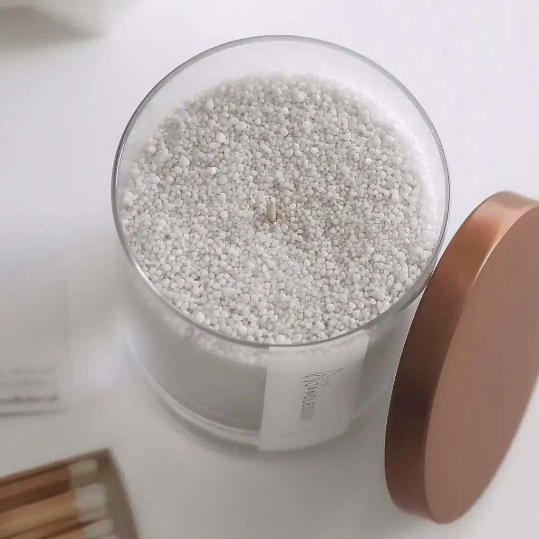 Duftkerze „Morgenfrische“ im Perlmuttglas – Klarheit & Leichtigkeit - by SteinKunstWerk | Pulverkerzen aus nachhaltiger Herstellung