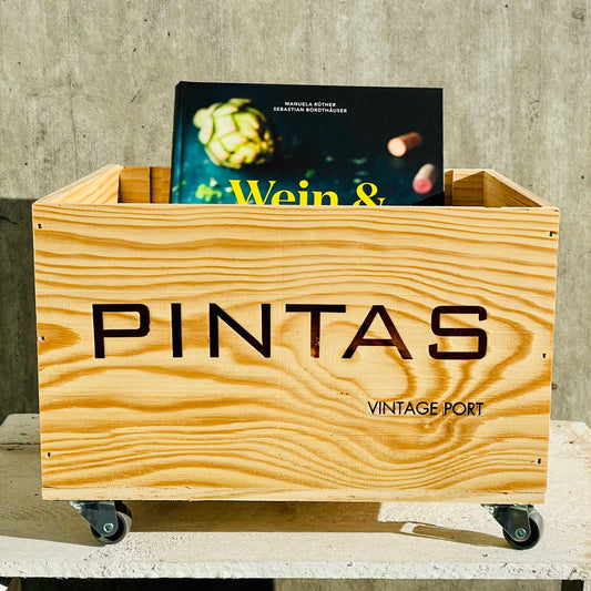 rollbare Holzweinkiste Wine & Soul PINTAS Vintage Port Weinkiste Kiste Deko Wein Shabby – handgefertigtes Upcycling-Produkt von GAHRDSGN