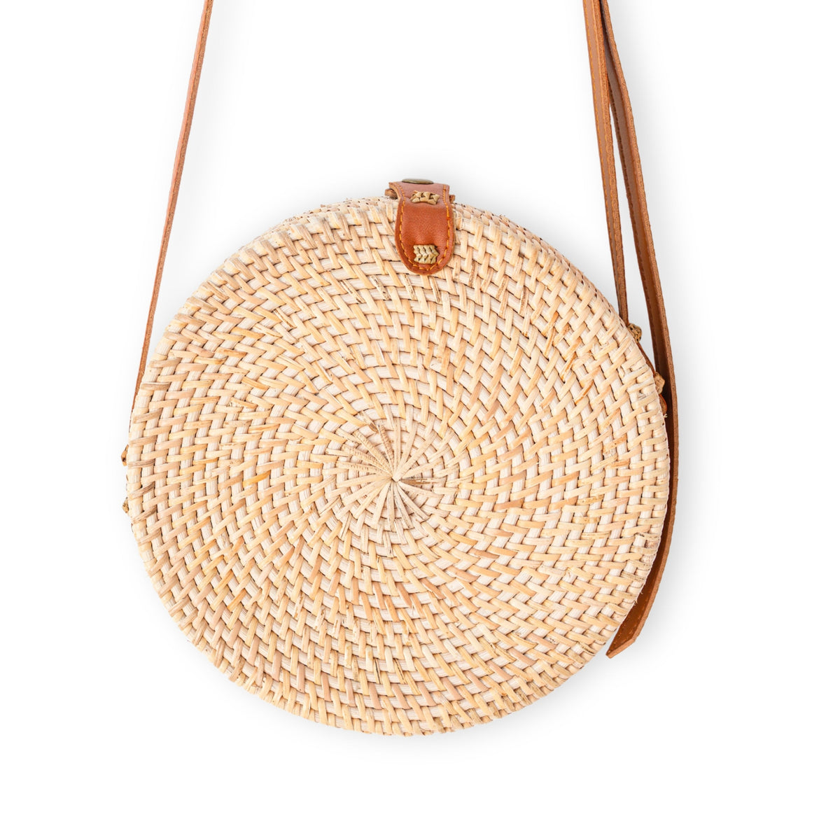 Soeji Handtasche SENJA (natur) aus Rattan – freigestellte Produktansicht