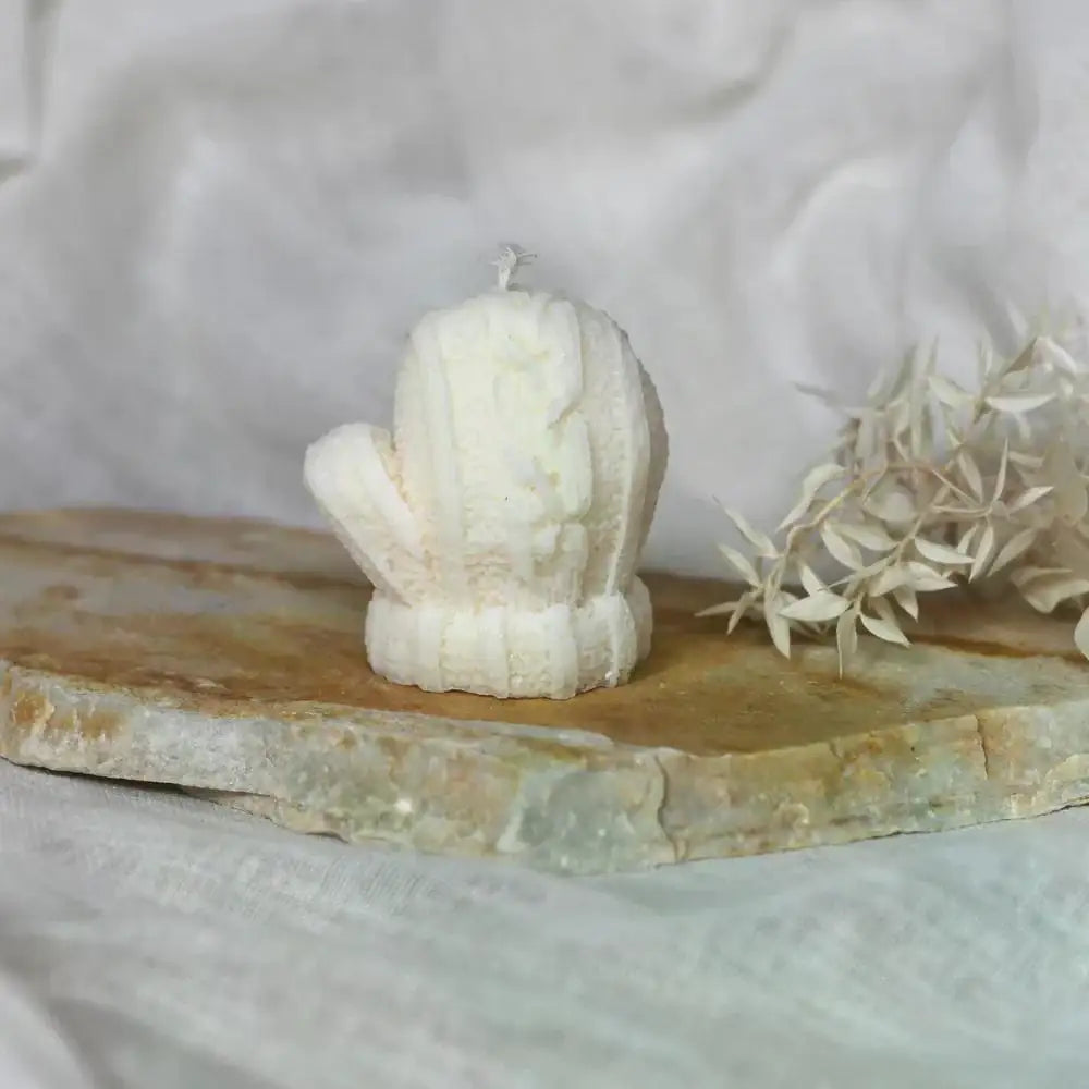 Maximalbeton - Kerze "Handschuh" - by SteinKunstWerk | Kerzen aus nachhaltiger Herstellung