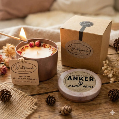 DochtFreunde Personalisierte Duftkerze mit Namen und Datum | Valentinstag Geschenk für Sie und Ihn | Lustig und Romantisch (Nervensäge, Jahrestag, Fernbeziehung)