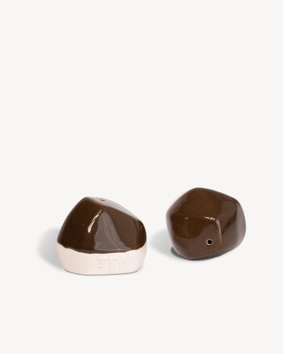 Ground Holder Incense Burner – tranquil resting place for mindful fragrance moments