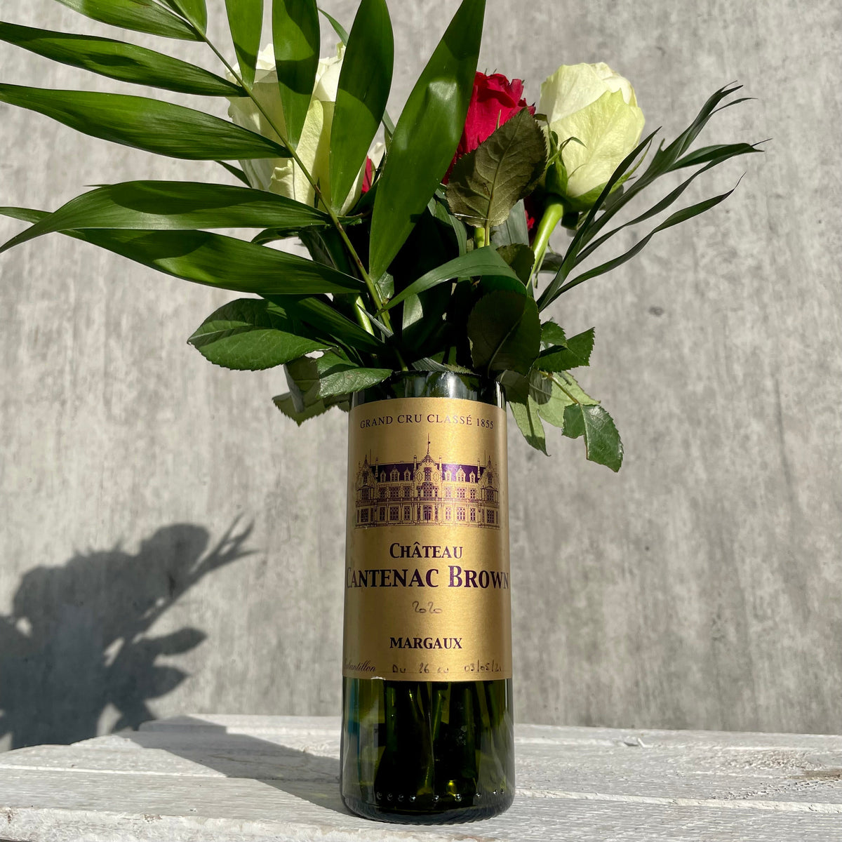 Upcycling-Vase Château Cantenac Brown – handgefertigtes Upcycling-Produkt von GAHRDSGN