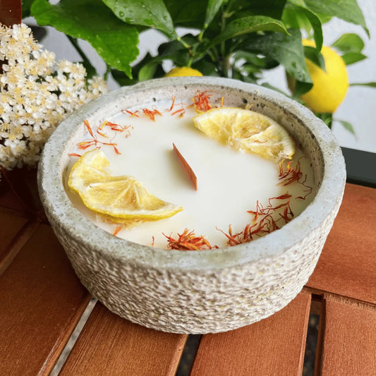 Entdecke die handgemachte Citronella-Betonkerze „Mugge Schreck Sommerlicht“ - by SteinKunstWerk | Outdoor aus nachhaltiger Herstellung