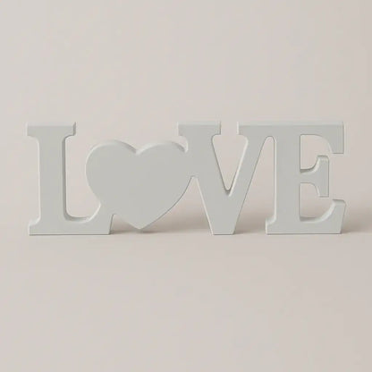 LOVE Schriftzug – Handgefertigte Deko in Wunschfarbe - by SteinKunstWerk | Deko aus nachhaltiger Herstellung