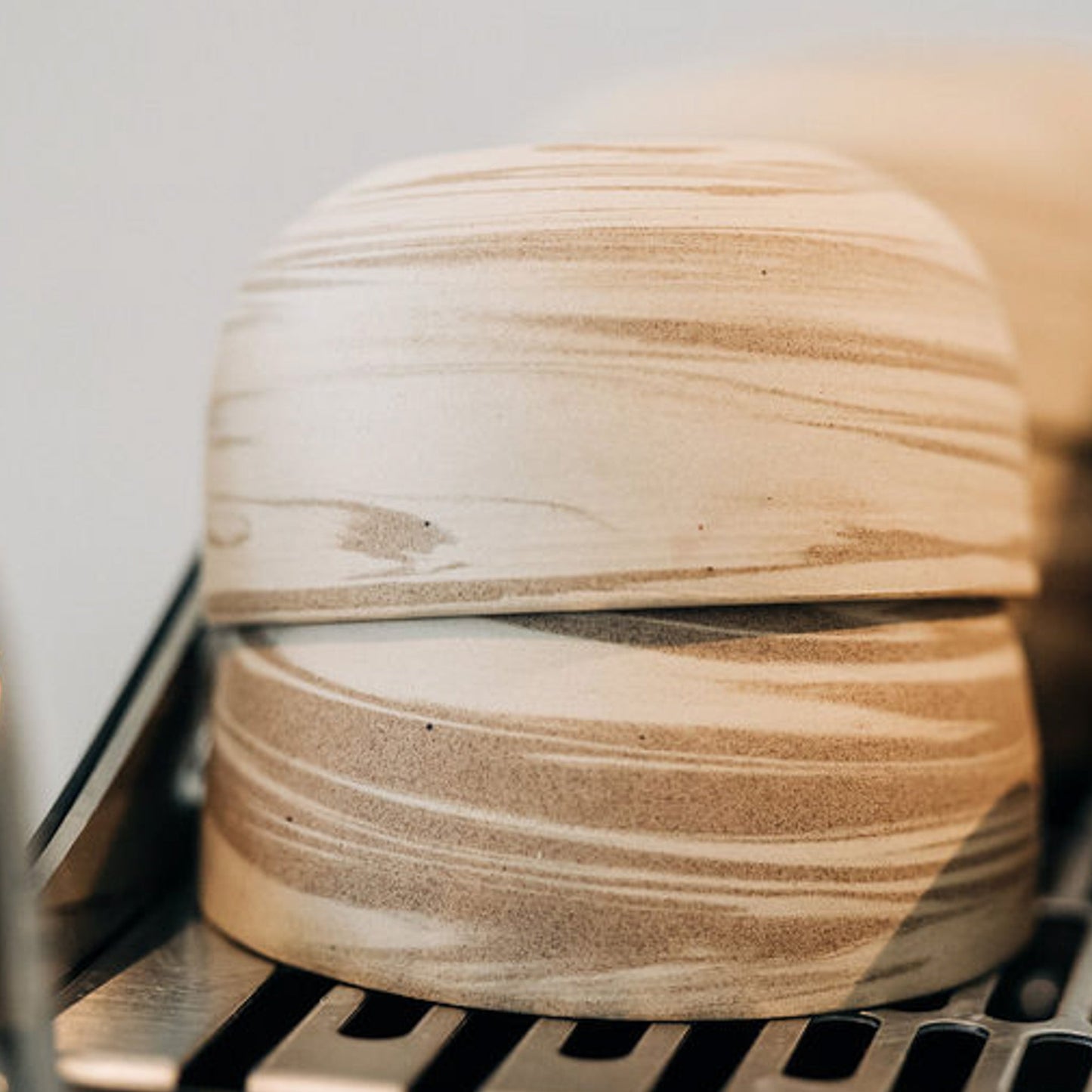 Cappuccino Tasse KUMO mixed clay von SteinKunstWerk für stilvolle Wohnatmosphäre und bewusste Momente