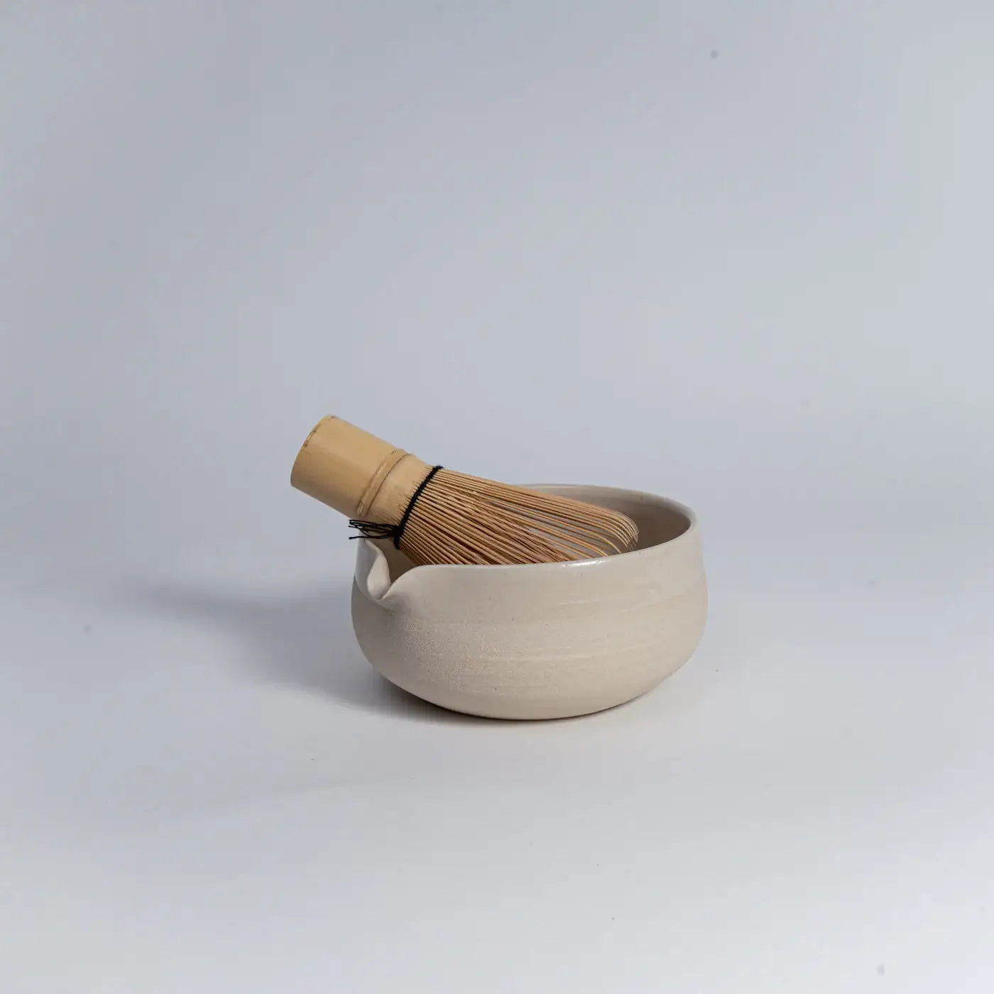 MATA Matcha Chawan – Handgefertigte Matcha-Schale in Beige - by SteinKunstWerk | Matcha Chawan aus nachhaltiger Herstellung