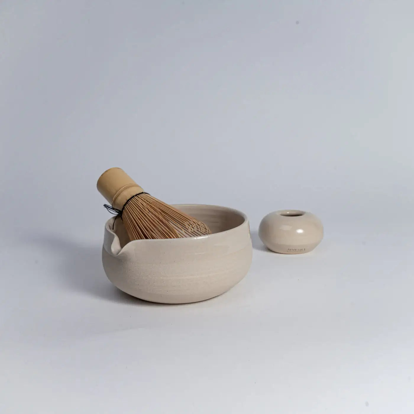 MATA Matcha Chawan – Handgefertigte Matcha-Schale in Beige - by SteinKunstWerk | Matcha Chawan aus nachhaltiger Herstellung