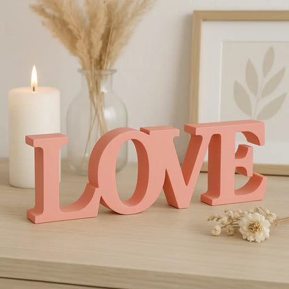 LOVE Schriftzug – Handgefertigte Deko in Wunschfarbe - by SteinKunstWerk | Deko aus nachhaltiger Herstellung