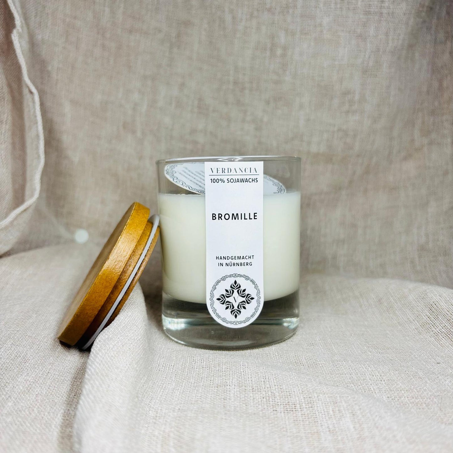 Soy Scented Candle "Bromille" - Blackberry & Vanilla