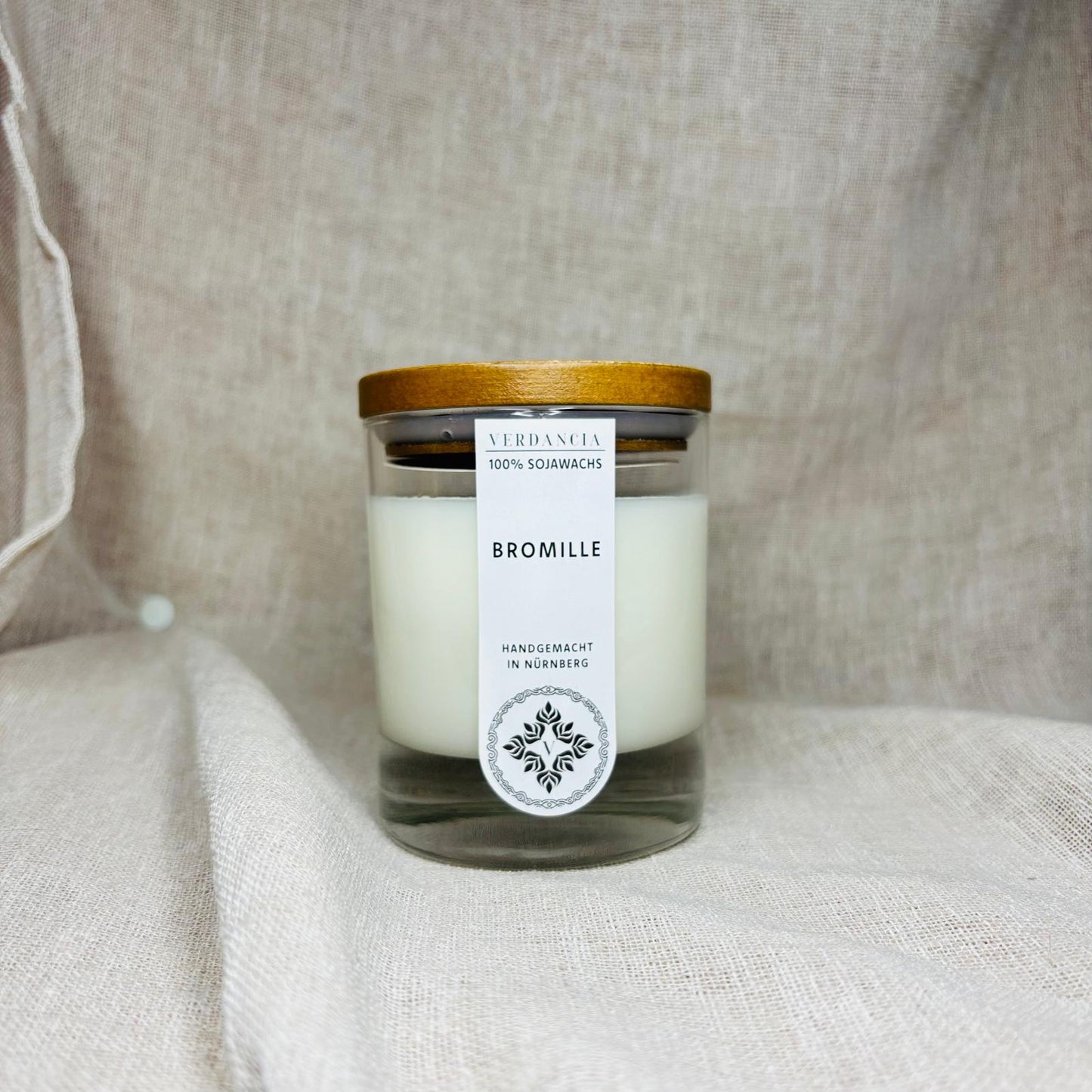 Soy Scented Candle "Bromille" - Blackberry & Vanilla
